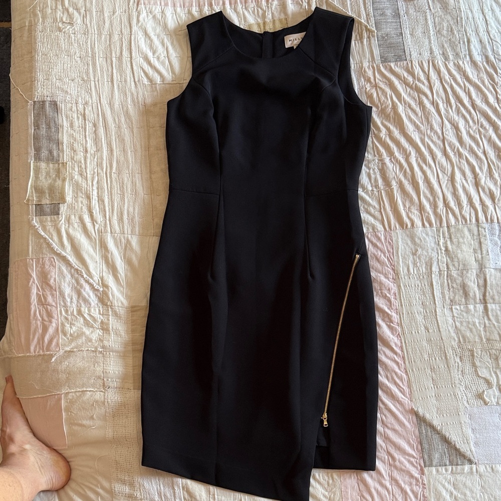 Milly Black Sleeveless Fitted Dress with Side Zip US8